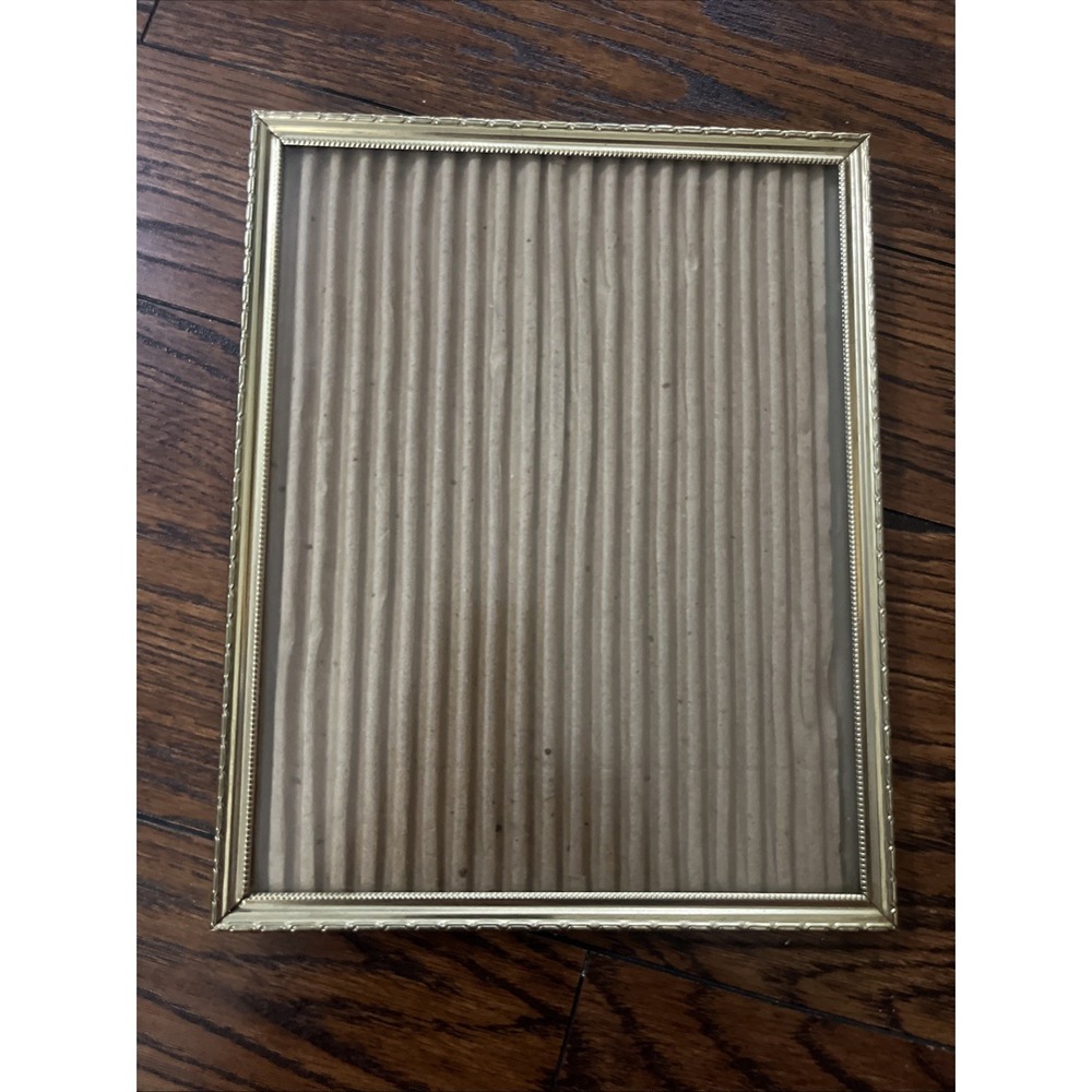 Vintage Intercraft 8x10 Gold-Tone Metal Photo Picture Frame Ornate